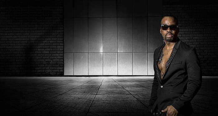 Photoshop设计制作有活力的高档红酒主页